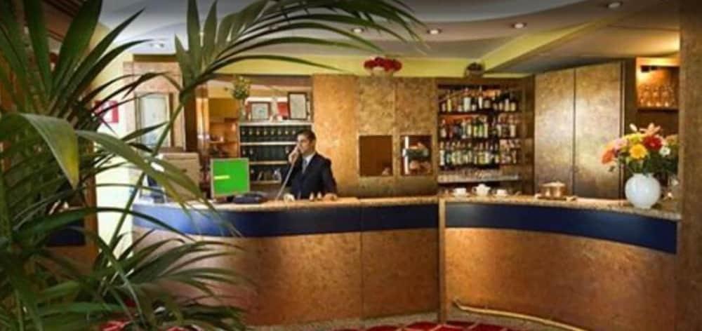 Cinque Giornate Hotel 3*